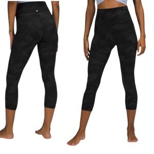 Lululemon | Align Crop 21"
Heritage 365 Camo Deep Coal Multi